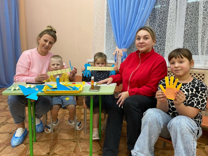 Мастер-классе по изготовлению праздничной открытки к Дню отца Мастер-классе по изготовлению праздничной открытки к Дню отца.